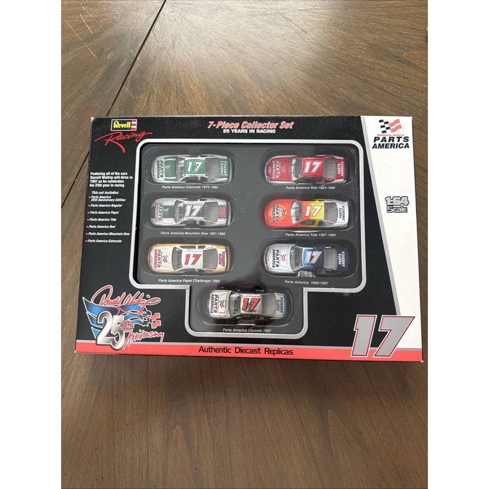 Revell Darrell Waltrip 1997 Diecast 25th Anniversary 7-Piece Collector Set 1:64